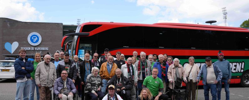 N.E.C. op bezoek bij De Graafschap voor speciale editie Football Memories